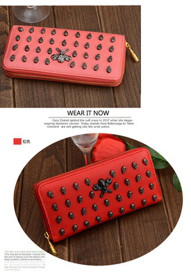 时尚暗黑风来袭 铆钉骷髅头长款女士钱包的韩版魅力与批发商机